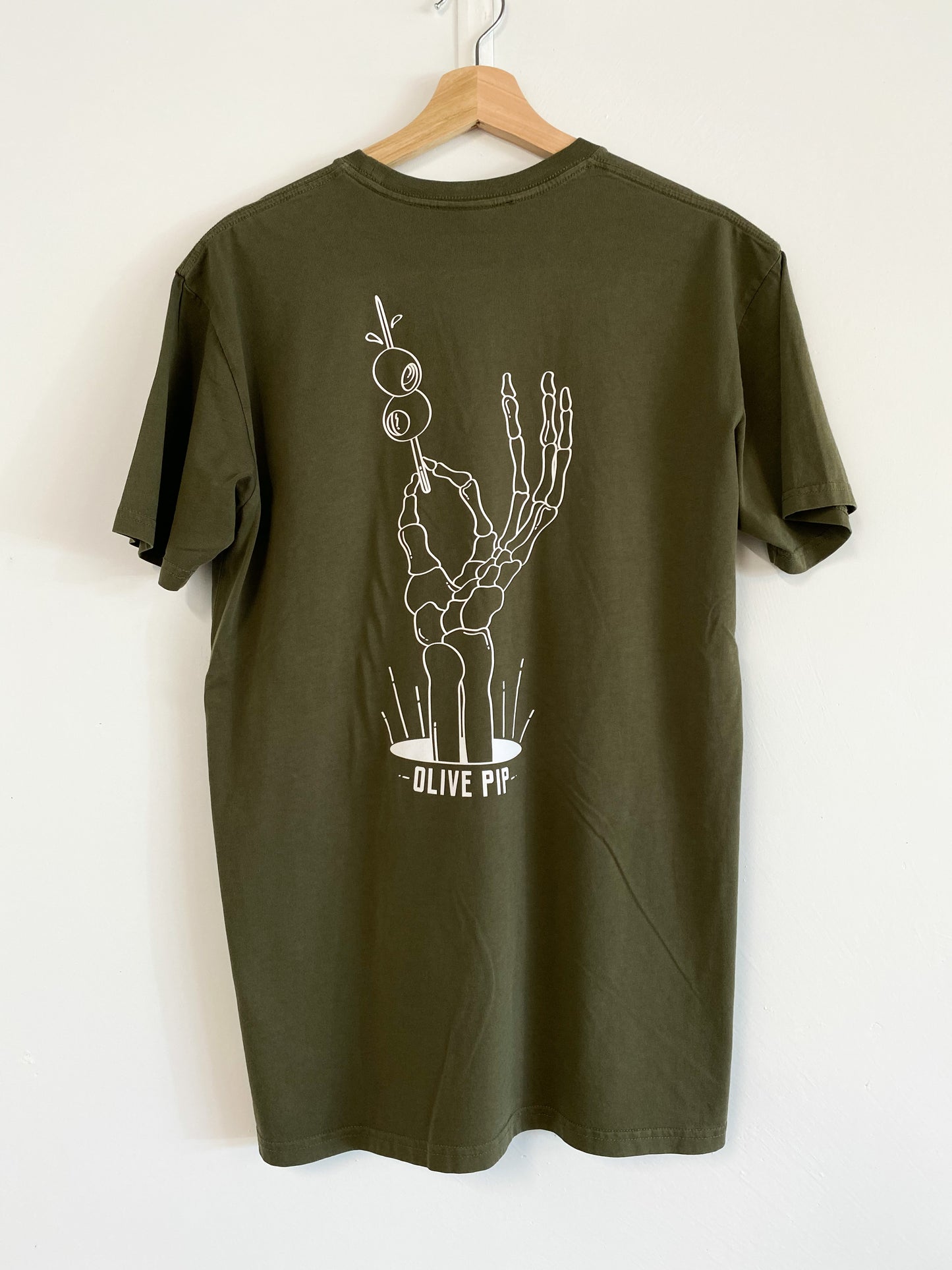 Load image into Gallery viewer, Olive Pip Print Tee
